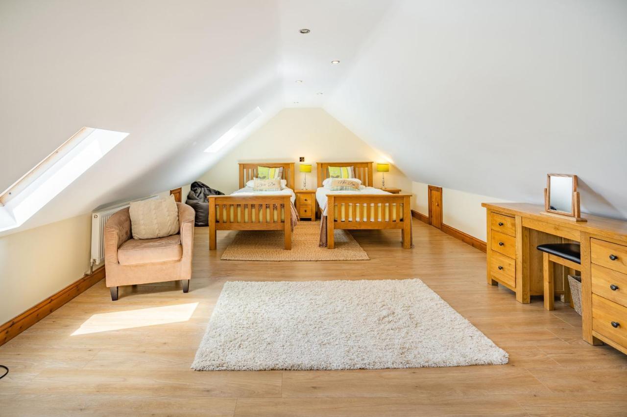 Vila Ysgubor Hir Llanedy Exteriér fotografie